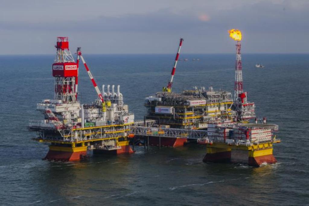 Majú kupca. Ruský Lukoil po sankciách USA predáva svoje zahraničné aktíva 